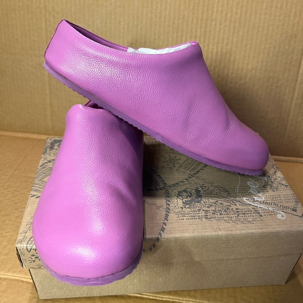 FREE PEOPLE CAMBRIA CLOG LEATHER SZ 38 WISTERIA EUC WORN ONCE